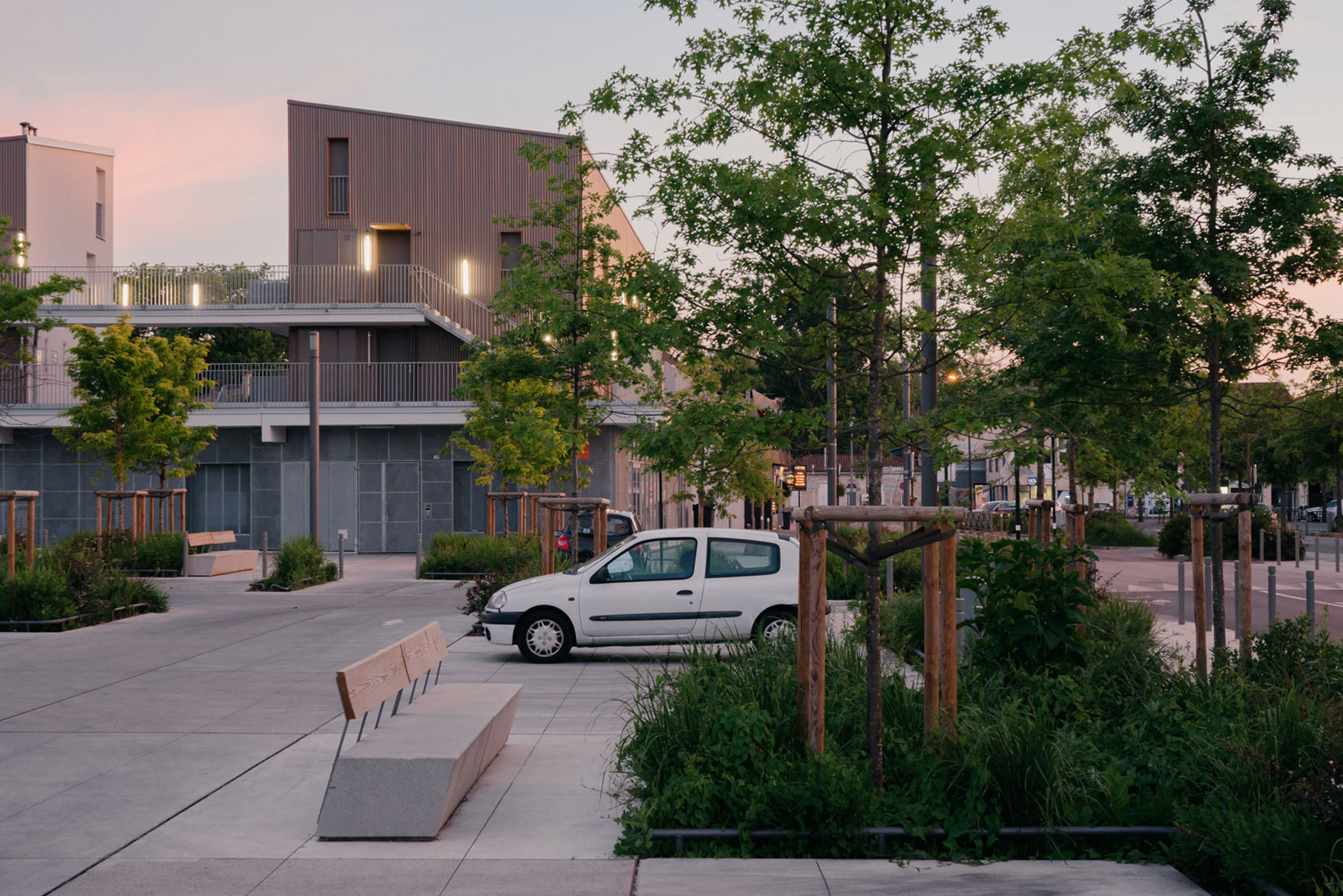 sebastien gueniot espace public ambares parking